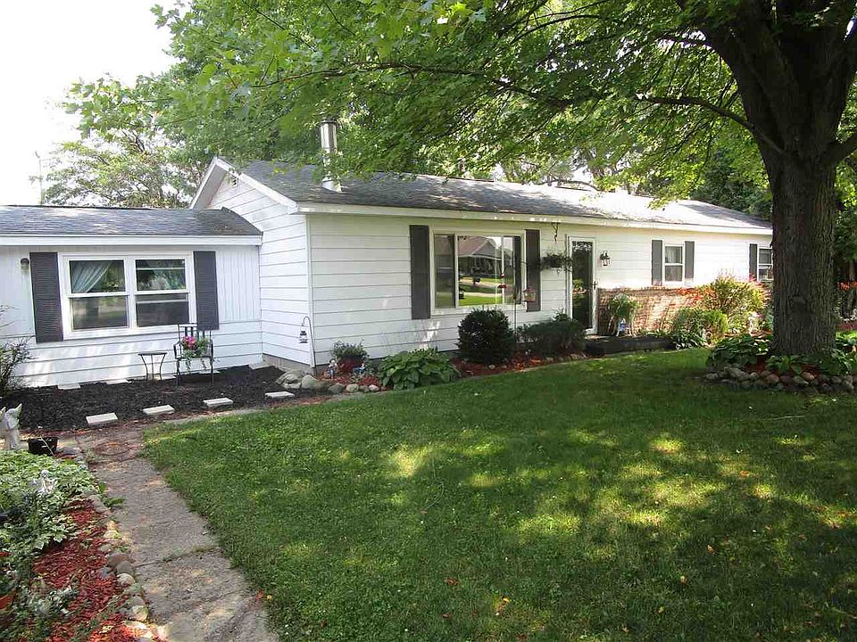 1708 S Colwood Rd, Caro, MI 48723 Zillow