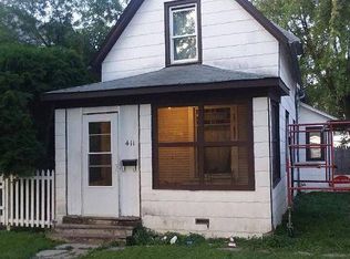 411 Oak St, Grand Forks, ND 58201