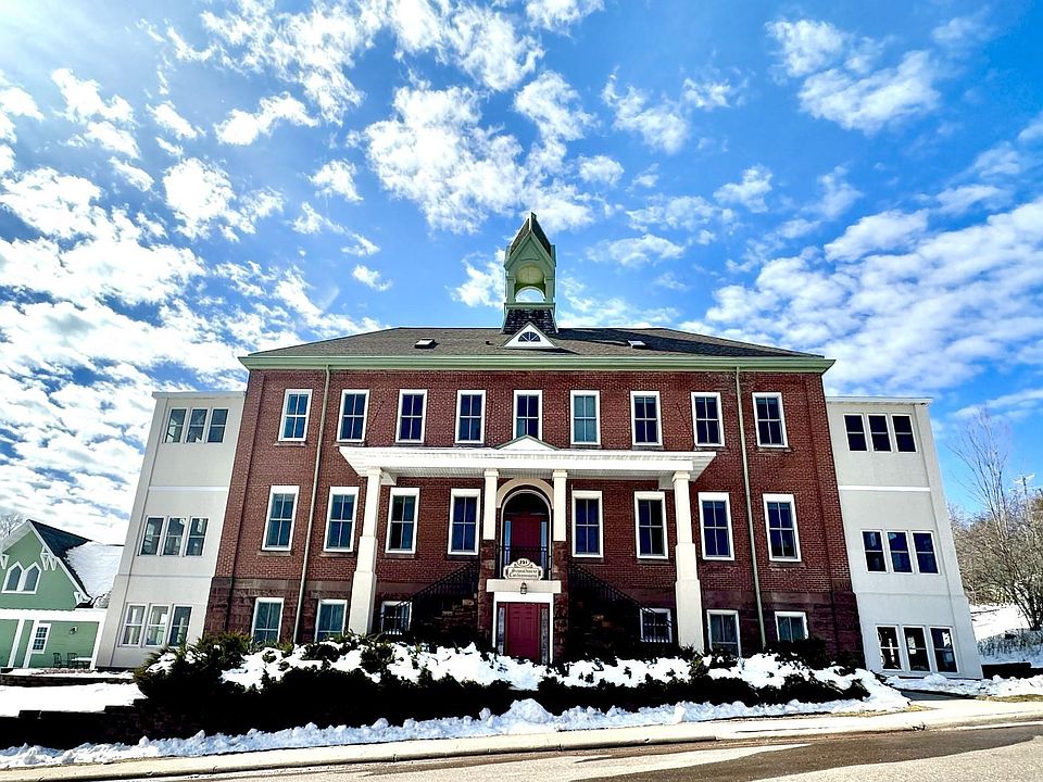 231 N 1st St Bayfield WI Zillow