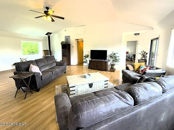 4th image of 10797 Chiniak Dr
