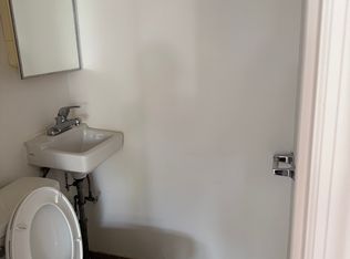 19815 32nd Ave FLOOR 2, Flushing, NY 11358