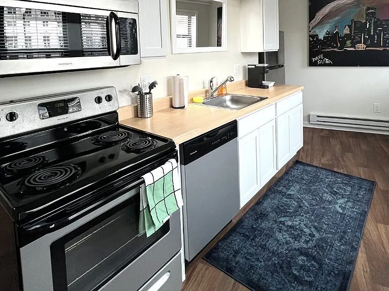 The Ashley Apartments — Photo 50