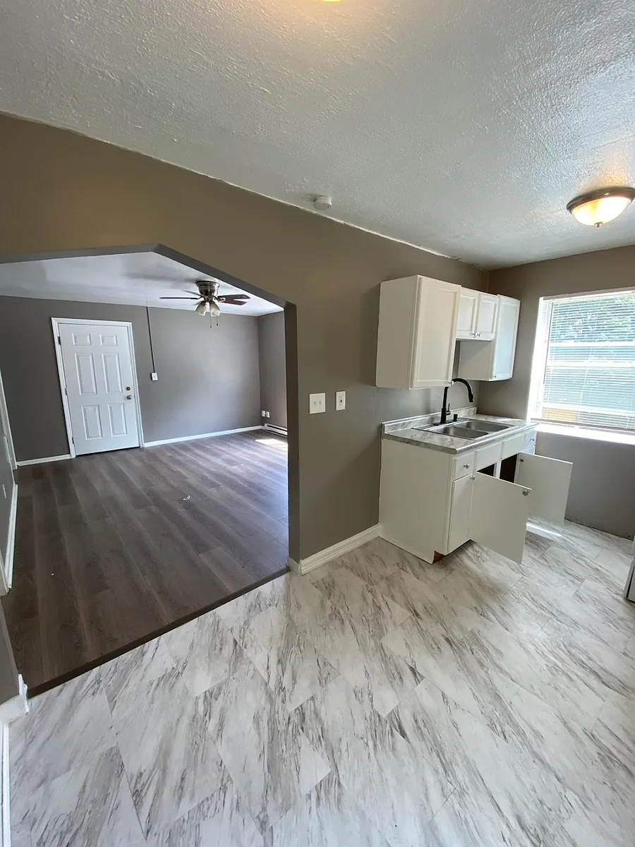 Building Photo - 3151 Gobel Ave #1
