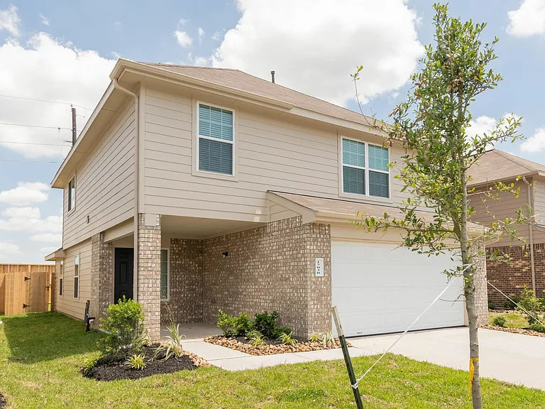 17030 Hailey Harbor Dr — Photo 3