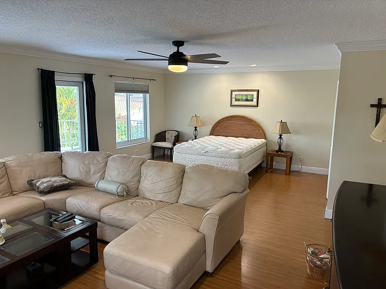 5810 NE 27th Ave #1 — Photo 6