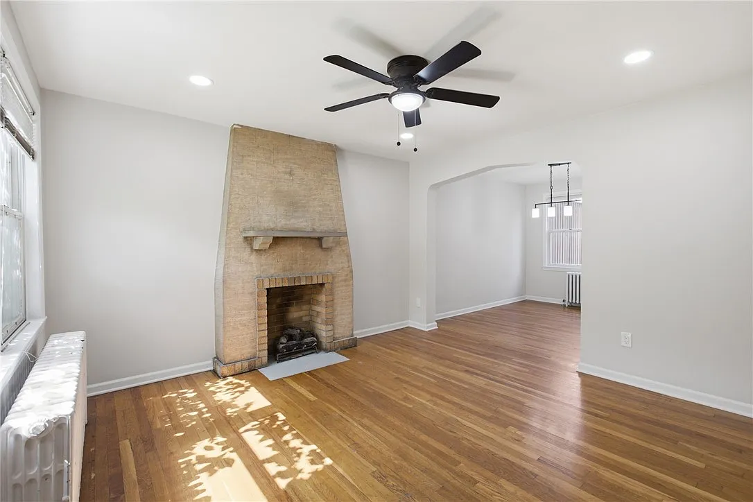 2 bed, 1209 sqft, $2,495 — Photo 4