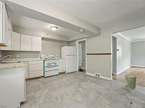 4th image of 14625 Milverton Rd