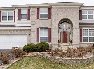 804 Williamstown Dr, Carol Stream, IL