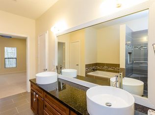 1609 Welch St APT B, Houston, TX 77006