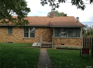 824 Parkview Dr, Festus, MO 63028