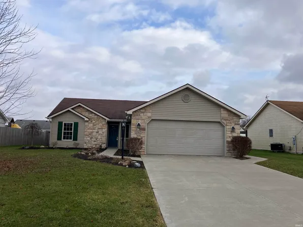 1312 Katherine St, Auburn, IN 46706