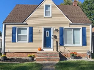 3214 Maplecrest Ave, Parma, OH 44134