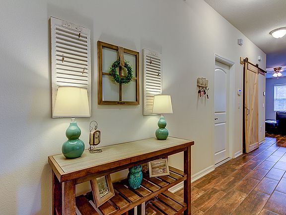 4th image of 3130 Gina Ct