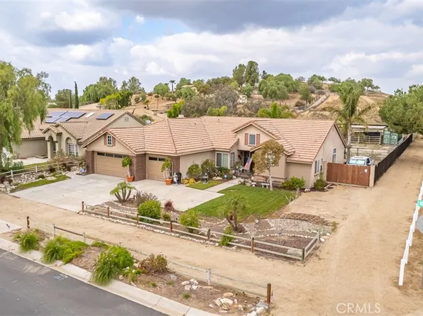 3205 Belgian Dr, Norco, CA 92860
