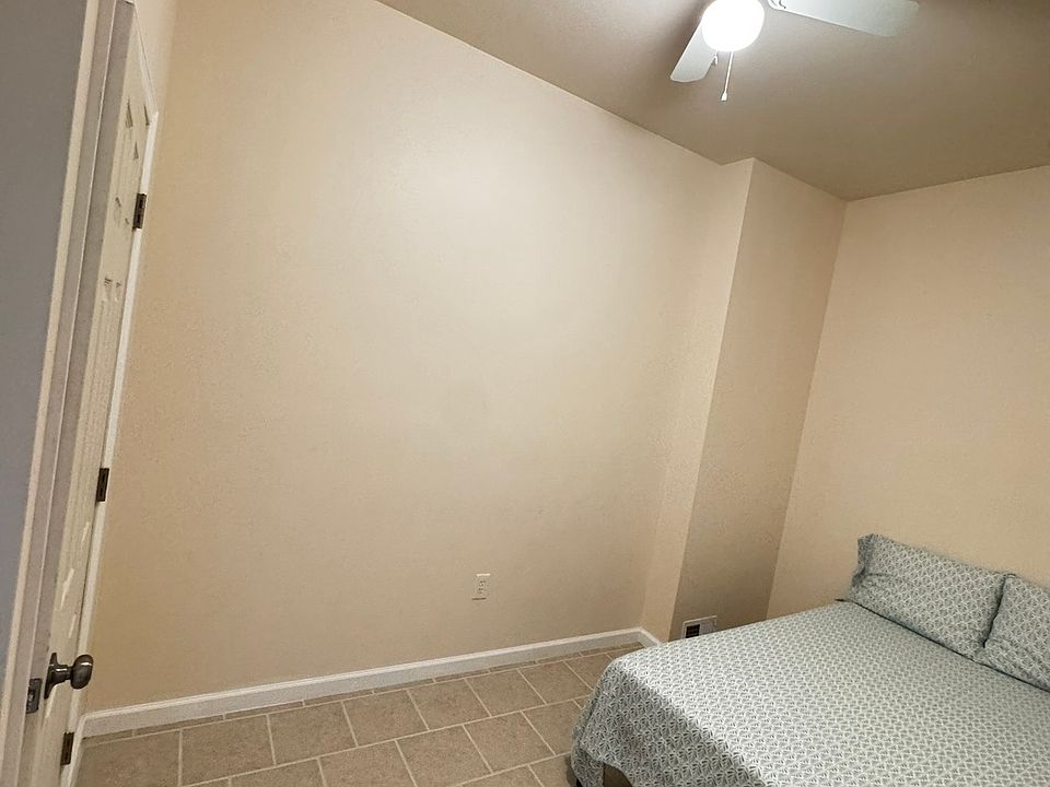 1st image of 395 W Liberty St #1