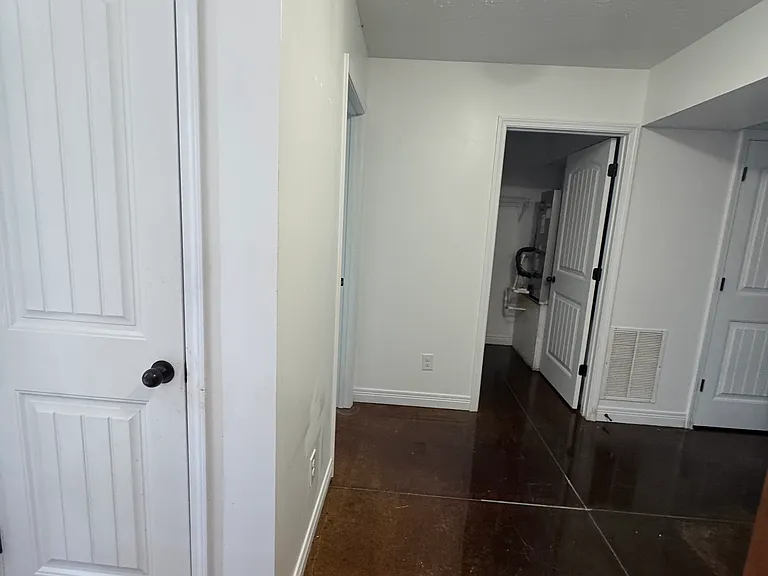 1051 Bratton Br #20 — Photo 14