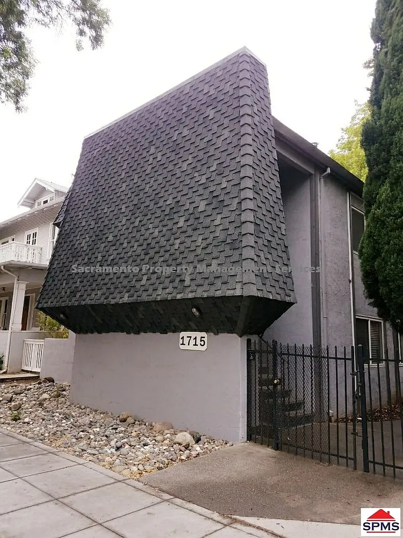 ham1715 — Photo 2