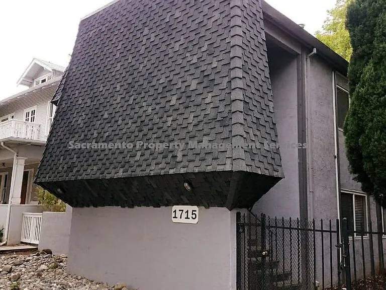 ham1715 — Photo 1