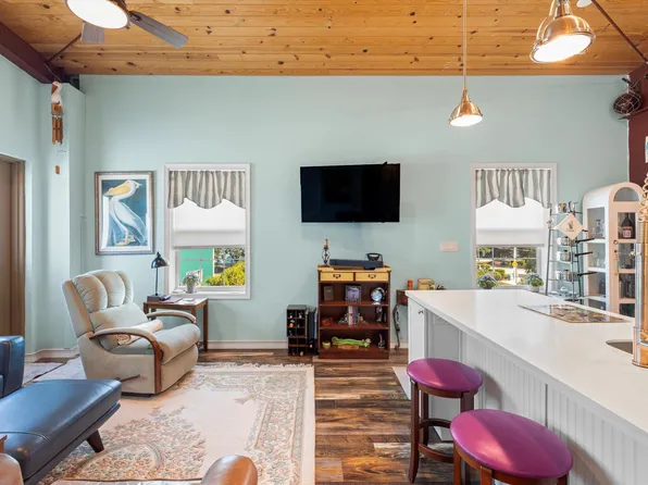 5635 Macdonald Ave, Stock Island, FL 33040