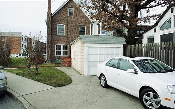 3rd image of 8706 63rd Ave