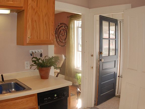 5th image of 6 Greenleaf St #A