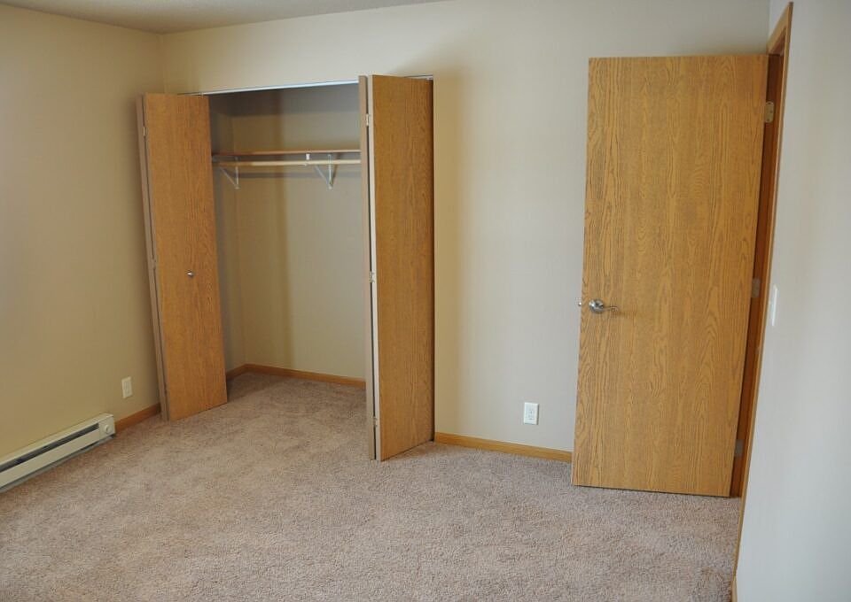 Fairmont/Crooks Apartments 404 N Western Dr Crooks, SD Zillow