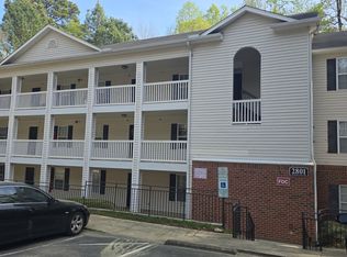 2801 Trailwood Pines Ln, Raleigh, NC 27603