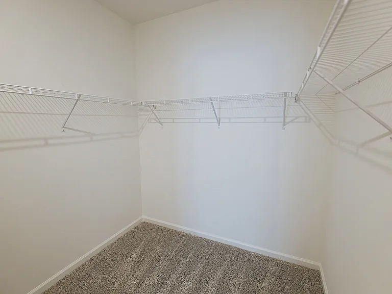 Grand Oaks Apartments — Photo 87