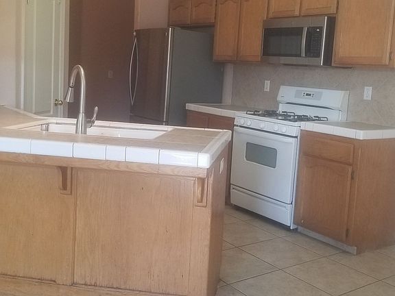 3rd image of 259 Sunny Meadow Dr