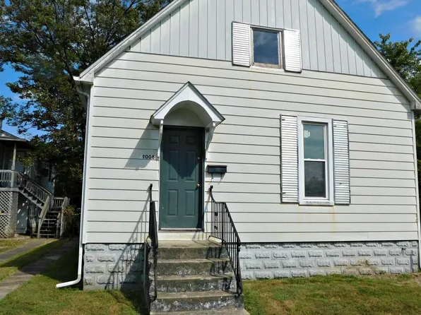 1008 E 3rd St, Centralia, IL 62801