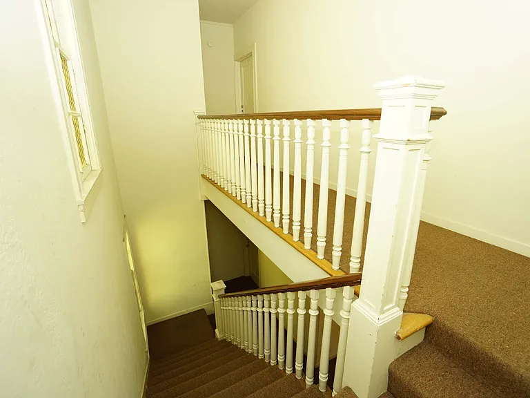 2817 College Ave — Photo 4