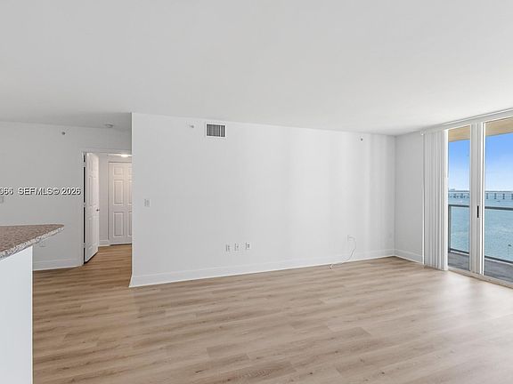 3rd image of 1155 Brickell Bay Dr APT 1609