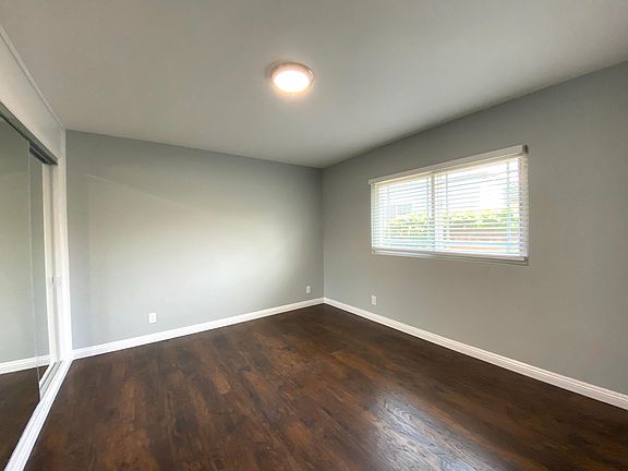 5th image of 6228 Cahuenga Blvd #A