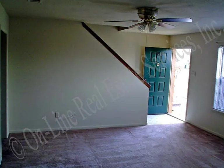 1805 Treehouse Trl #D — Photo 5