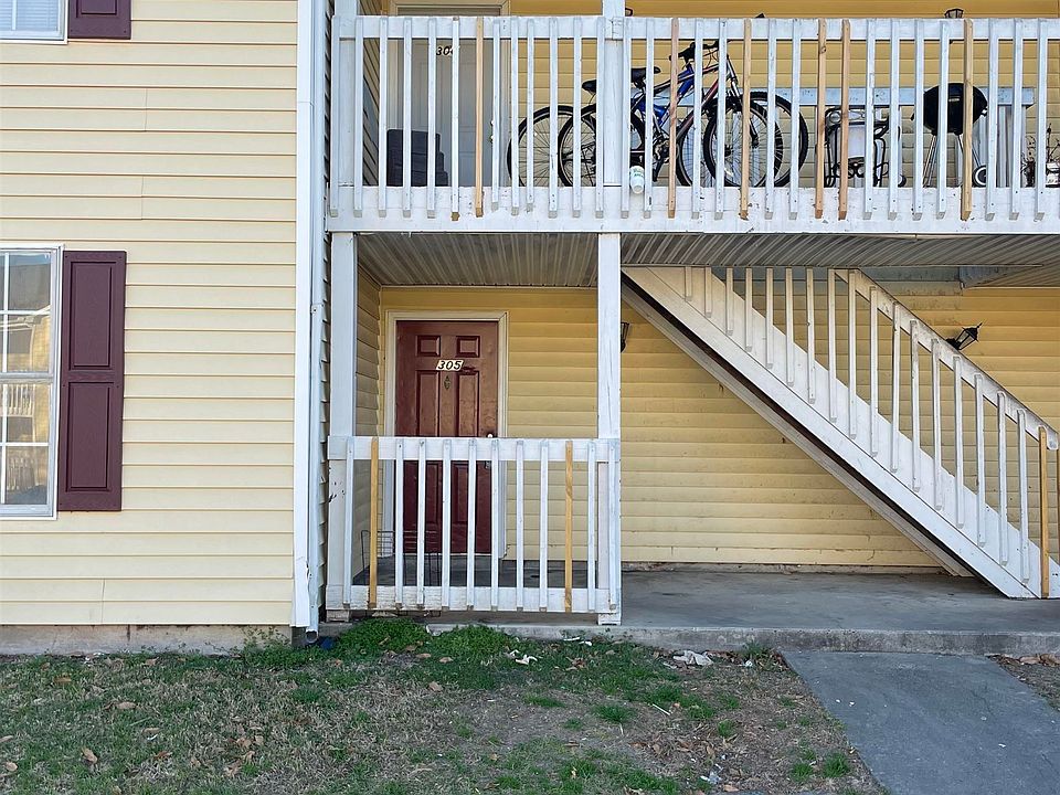 1st image of 222 Lanier Dr APT 305