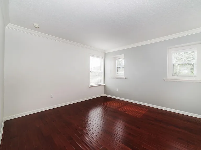 10124 Malpas Point — Photo 27