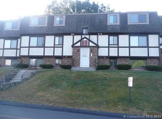 9 Evergreene, Wallingford, CT 06492