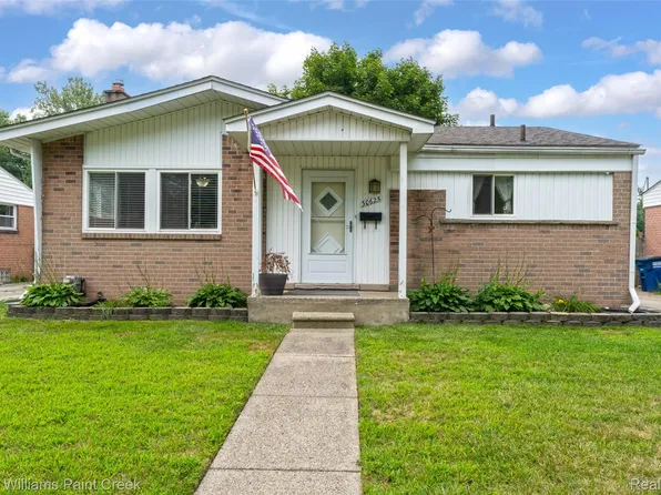 30625 Hiveley St, Westland, MI 48186