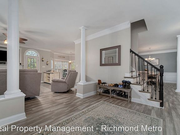 5th image of 16147 Chiswell Ln
