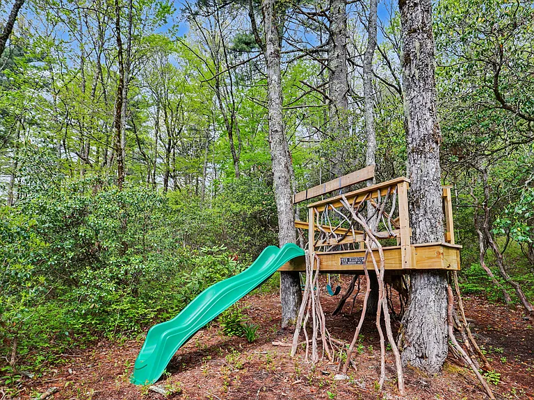 545 Cross Creek Trl — Photo 71