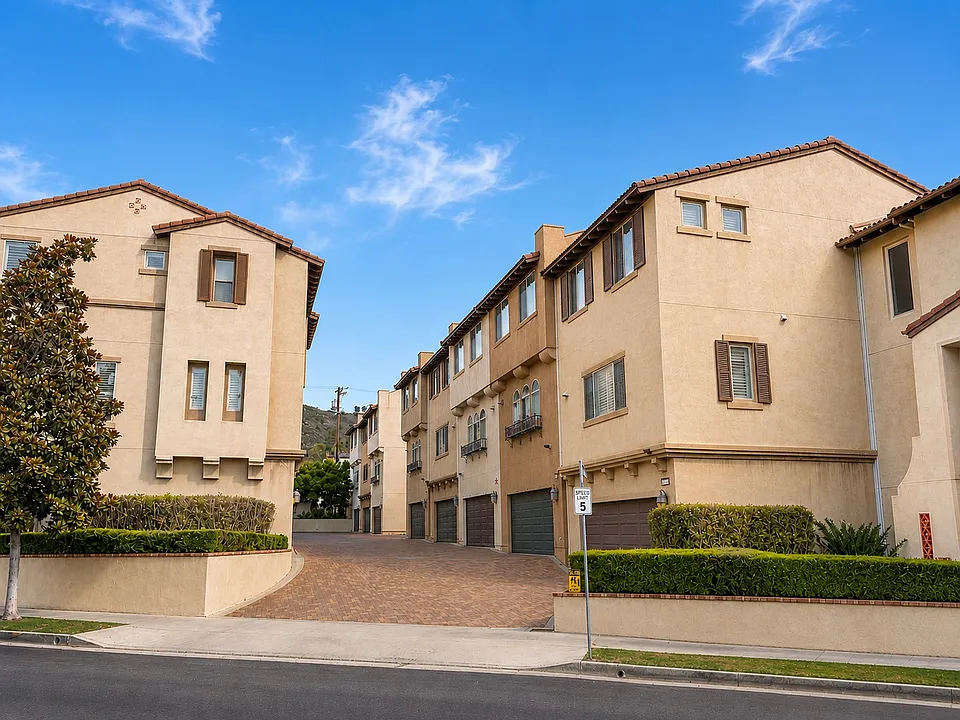 5046 Mosaic Ct