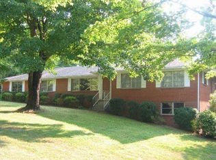 1912 Kemper Ln, Knoxville, TN 37920