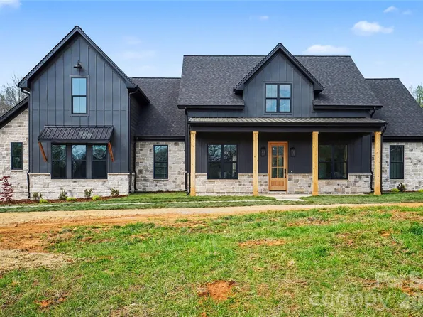 185 Bellingshire Dr, Mount Ulla, NC 28125