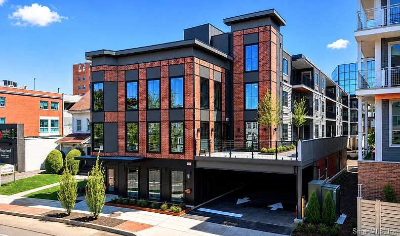 New Construction Boutique Apartment Living - BEDFORD CREATIVE