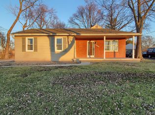 15049 Jackson St, Taylor, MI 48180