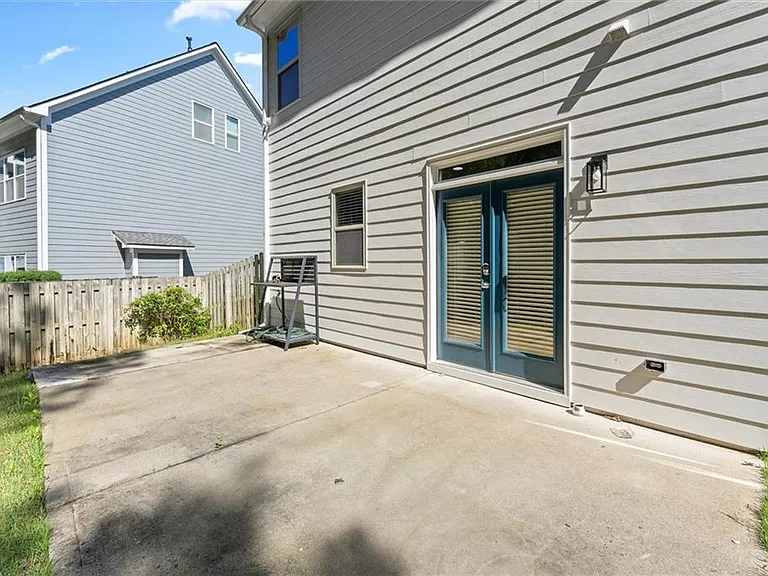 2770 Prado Ln — Photo 43