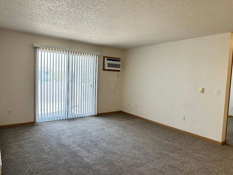 Pointe West II — Photo 22