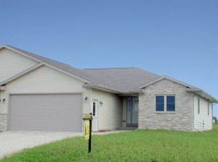 21 Trails End Ct, Fond Du Lac, WI 54935