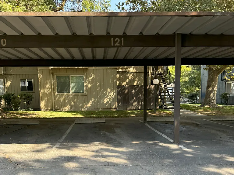 3591 Quail Lakes Dr #121 — Photo 10