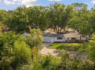 51 21st Ave N, Hopkins, MN 55343